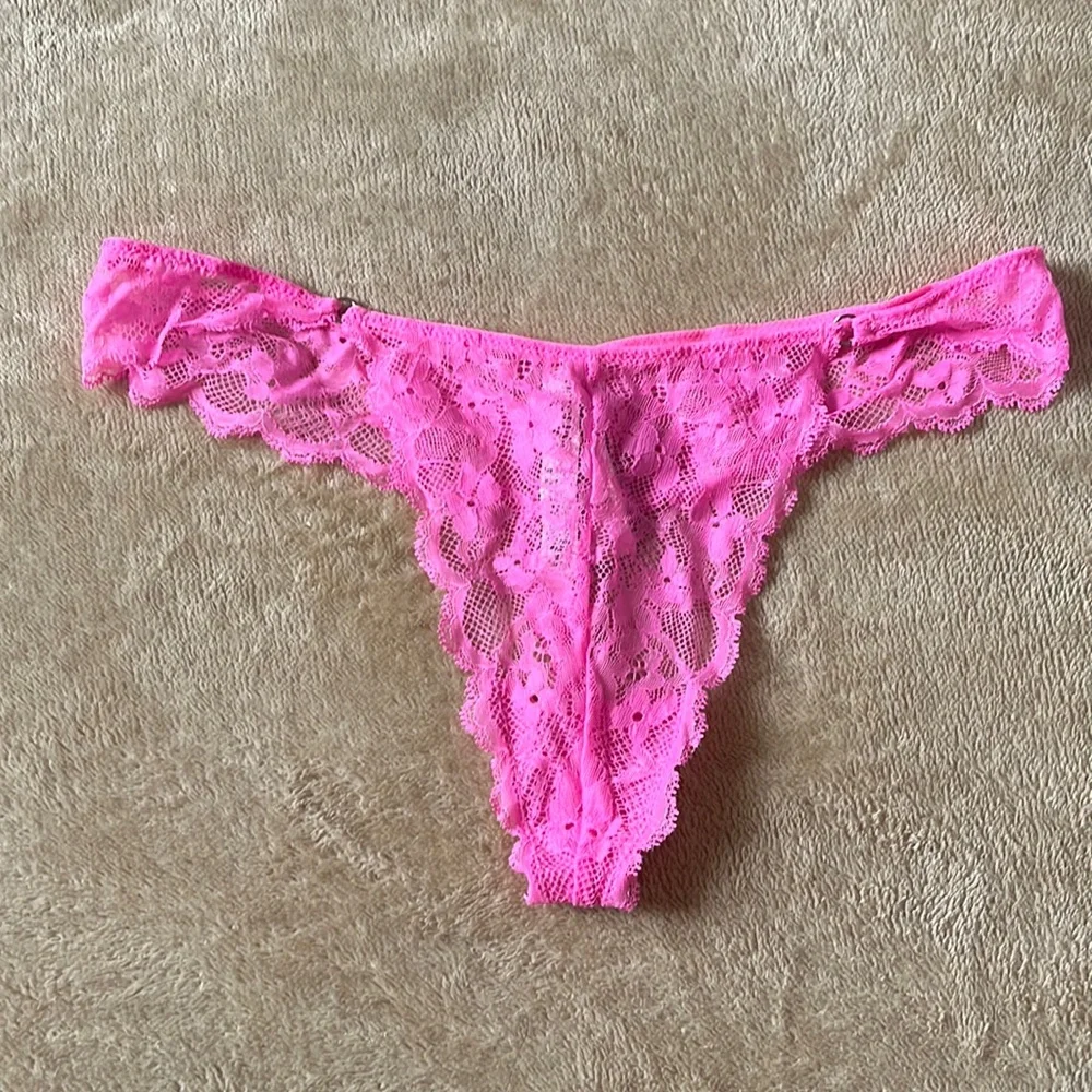 Thong💖 - Picture 1 of 3